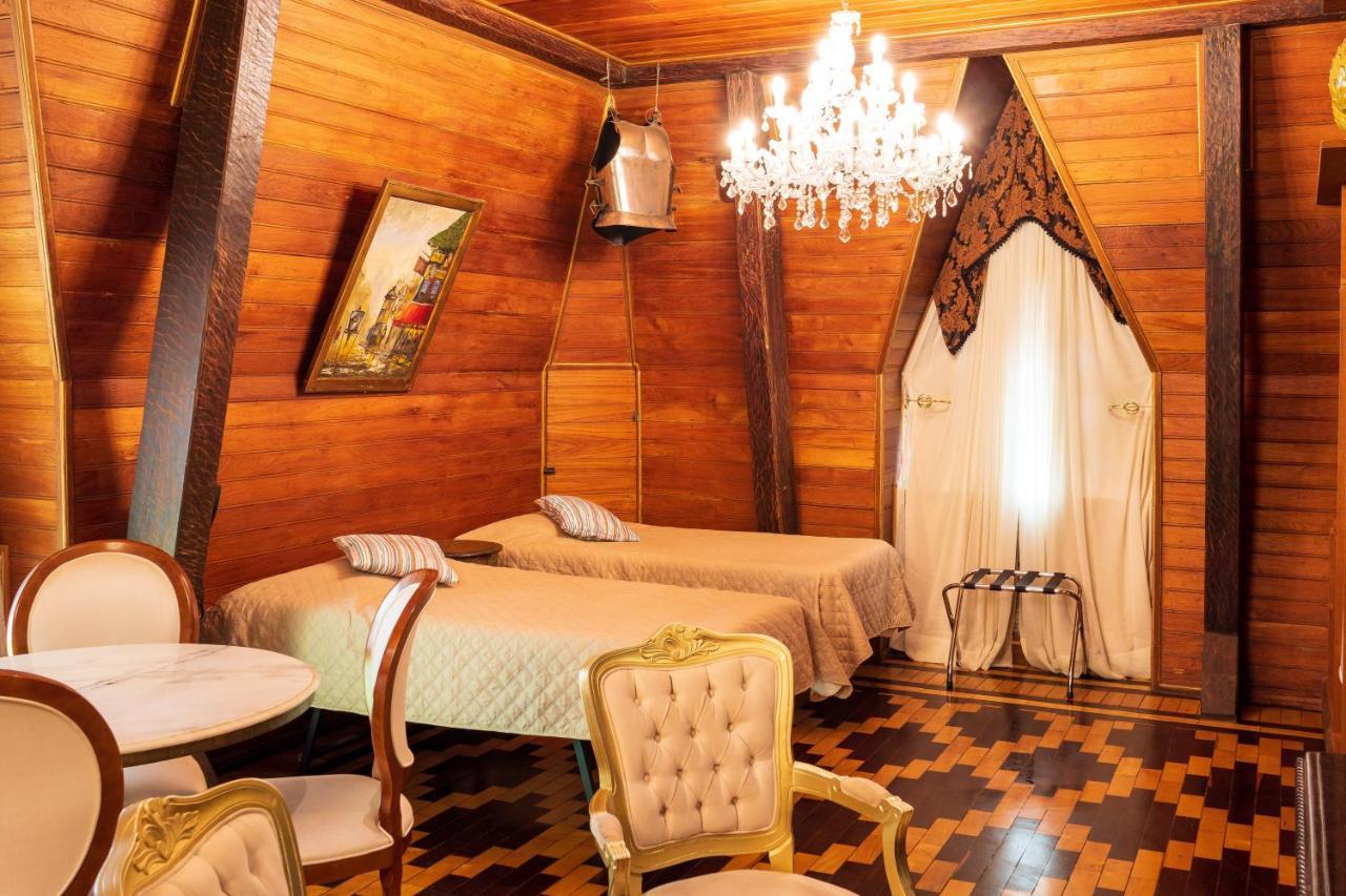 Castelo De Itaipava - Hotel, Eventos E Gastronomia Exteriör bild