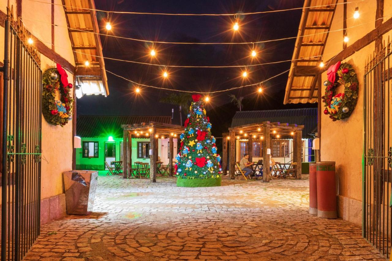 Castelo De Itaipava - Hotel, Eventos E Gastronomia Exteriör bild