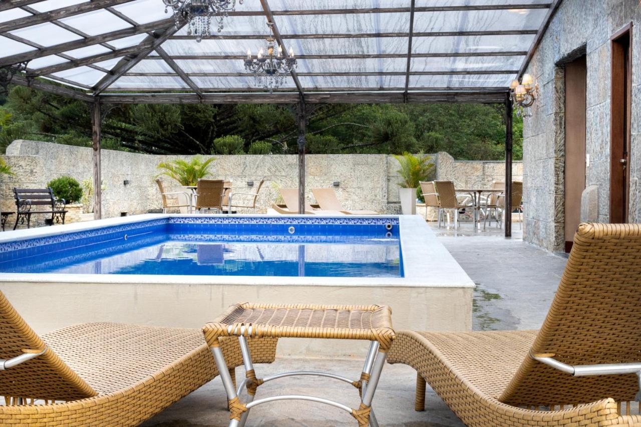 Castelo De Itaipava - Hotel, Eventos E Gastronomia Exteriör bild