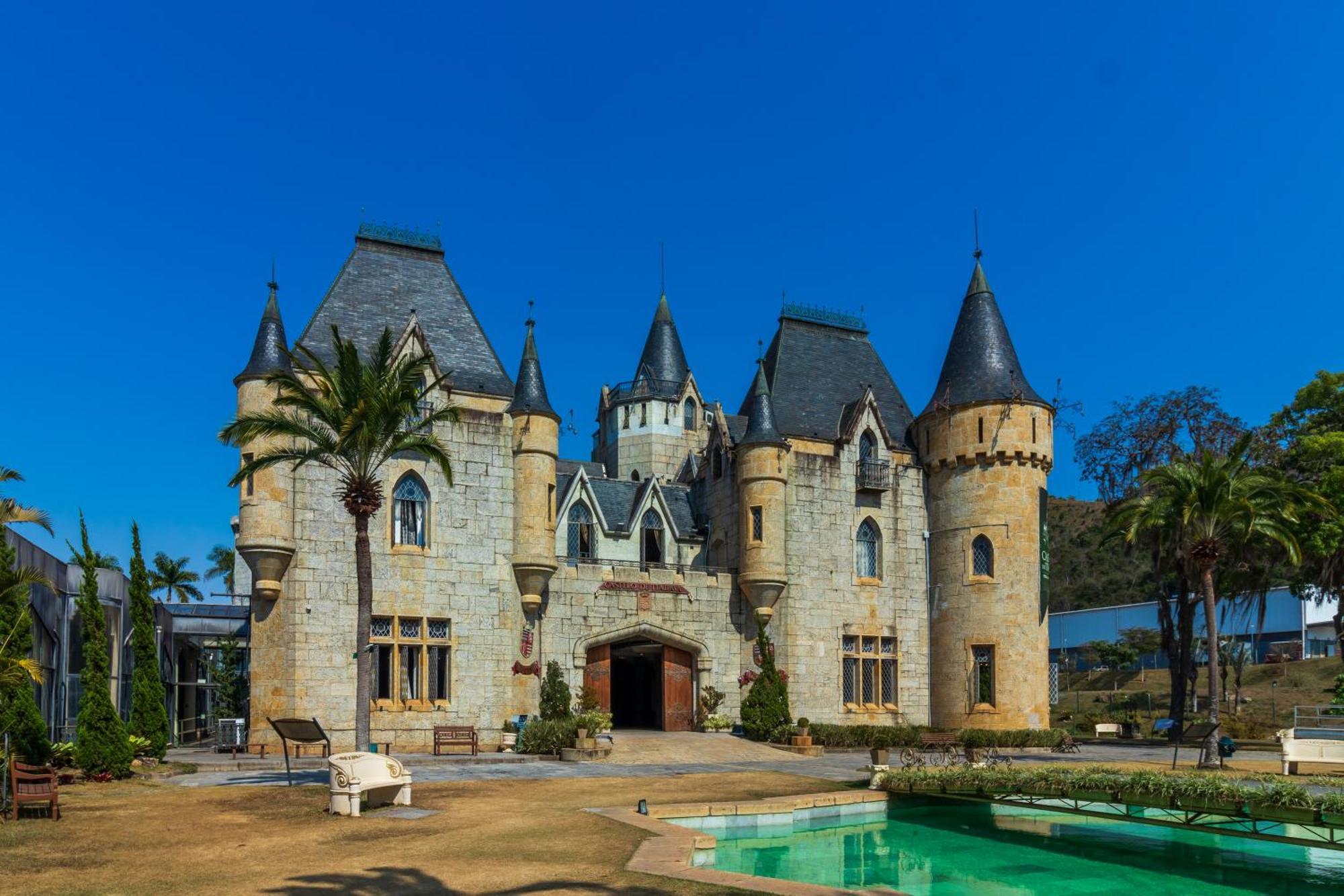Castelo De Itaipava - Hotel, Eventos E Gastronomia Exteriör bild